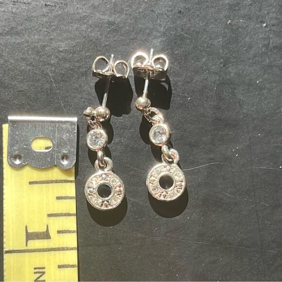 Avon deco pave stud earrings with cubic zirconia in silvertone - Picture 4 of 8